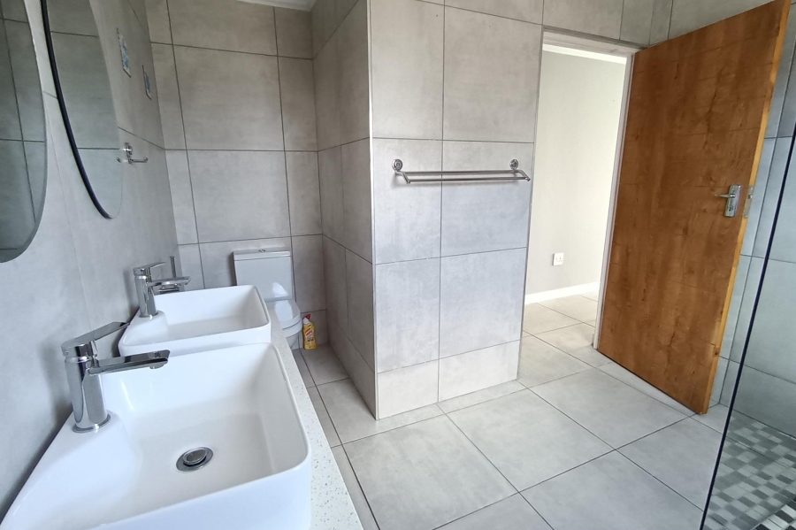 3 Bedroom Property for Sale in Sunset Estate Western Cape